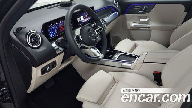 Mercedes-Benz EQB 2025 — ფოტო 5/18