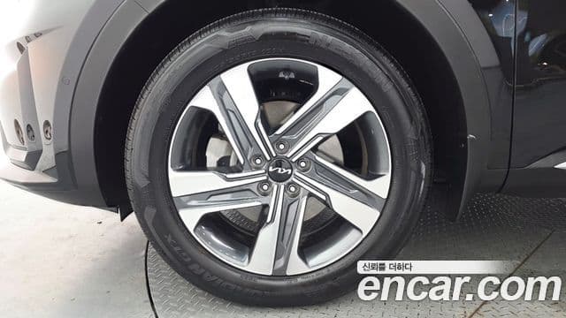 Kia Sorento 2022 — Фото 5/20