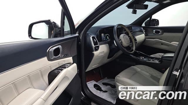 Kia Sorento 2022 — Фото 10/20