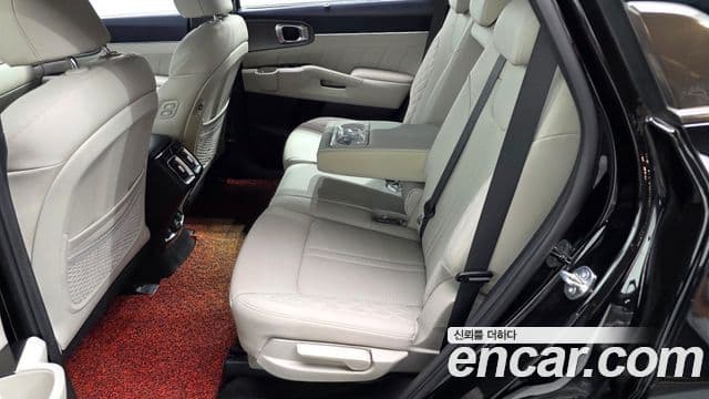 Kia Sorento 2022 — Фото 12/20