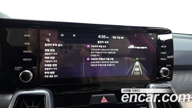Kia Sorento 2022 — ფოტო 19/33