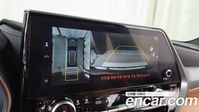 Toyota Highlander 2025 — Фото 15/20