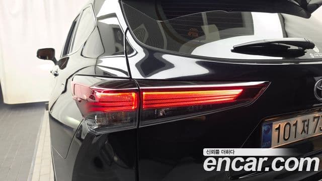 Toyota Highlander 2025 — Photo 2/35