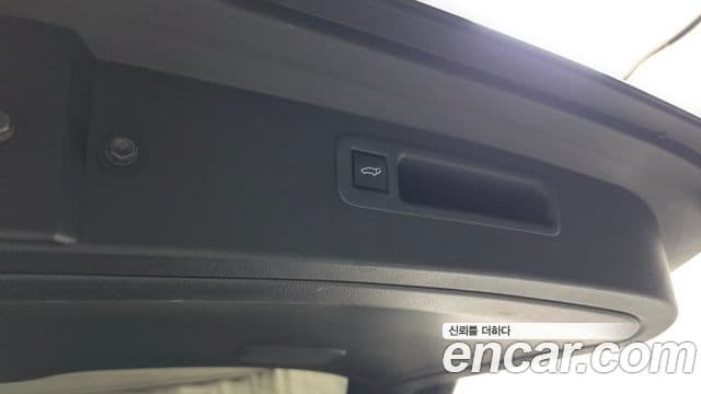 Toyota Highlander 2025 — Photo 35/35