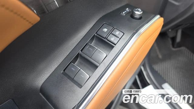 Toyota Highlander 2025 — Photo 5/35