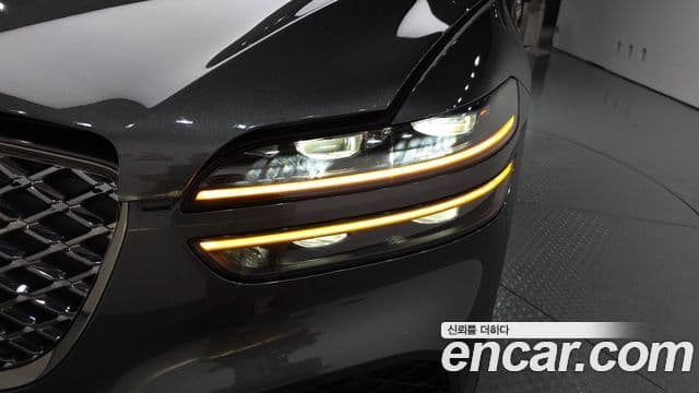 Genesis GV70 2023 — ფოტო 34/42