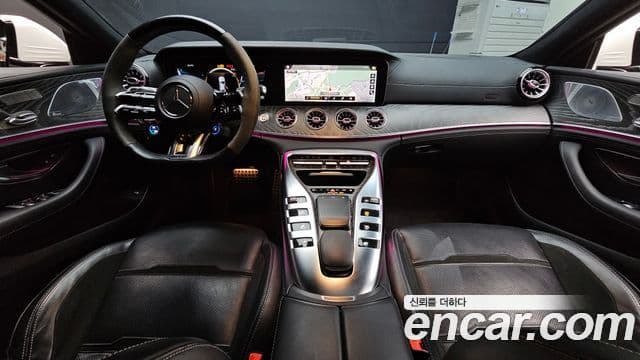 Mercedes-Benz AMG GT 2023 — Photo 32/40