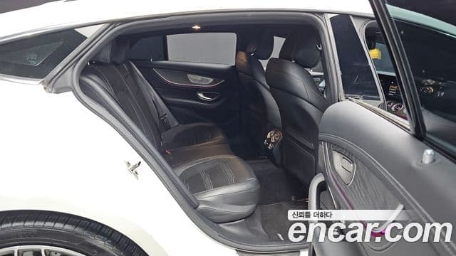 Mercedes-Benz AMG GT 2023 — Photo 3/40