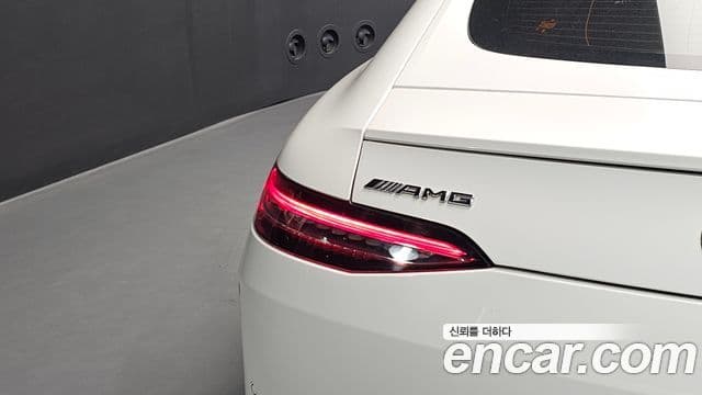 Mercedes-Benz AMG GT 2023 — Photo 9/40
