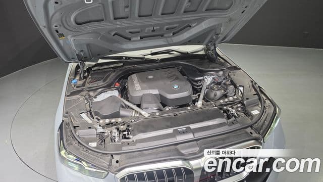 BMW 5 Series 2024 — ფოტო 1/20