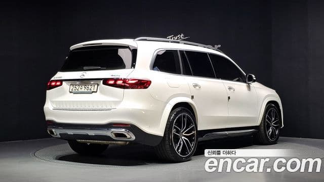 Mercedes-Benz GLS-Class 2024 — Photo 5/20
