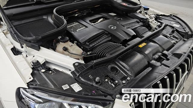 Mercedes-Benz GLS-Class 2024 — Photo 17/20