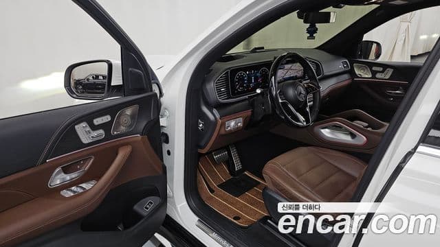 Mercedes-Benz GLS-Class 2024 — Photo 1/20