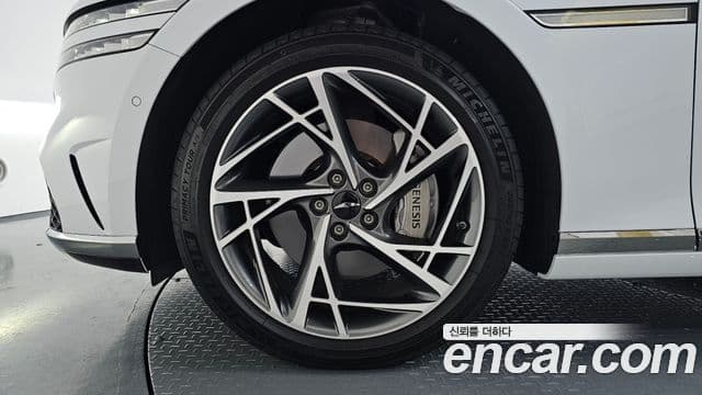 Genesis G90 2022 — Şəkil 15/38