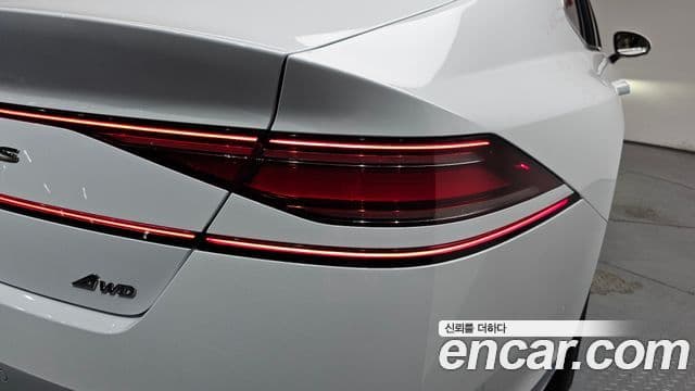 Genesis G90 2022 — Şəkil 31/38