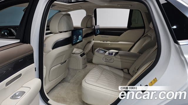 Genesis G90 2022 — Şəkil 16/38