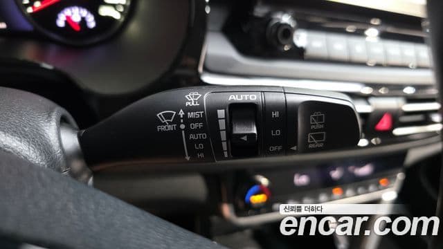 Kia Seltos 2022 — Şəkil 32/32