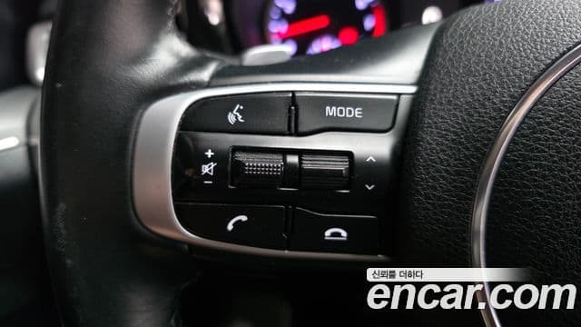 Kia K5 2022 — Şəkil 1/30