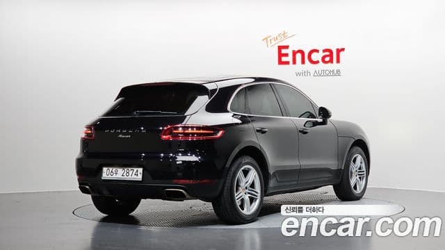 Porsche Macan 2018 — Şəkil 3/31