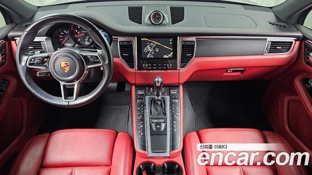 Porsche Macan 2018 — Şəkil 20/31