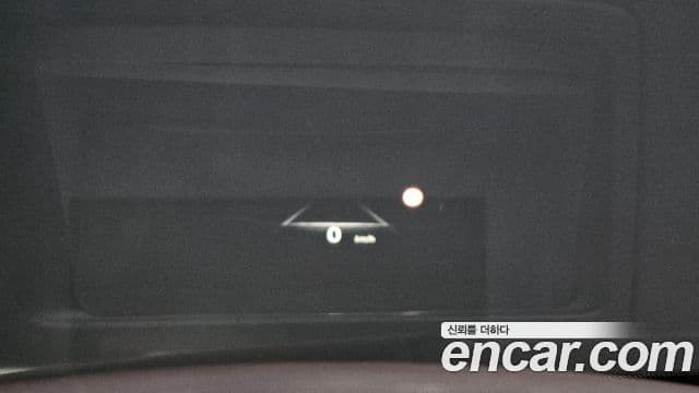 Genesis GV80 2022 — Şəkil 18/33