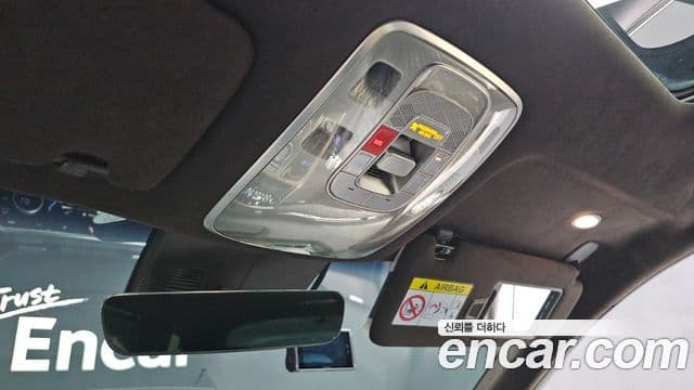 Genesis GV80 2022 — Şəkil 28/33