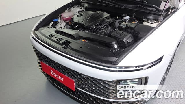 Hyundai Grandeur Hybrid 2023 — Şəkil 17/20