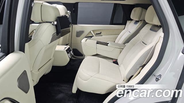 Land Rover Range Rover 2025 — Photo 14/20