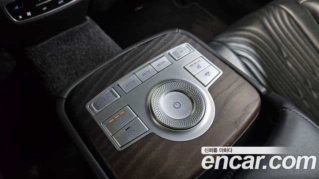 Genesis G80 2020 — Şəkil 19/20