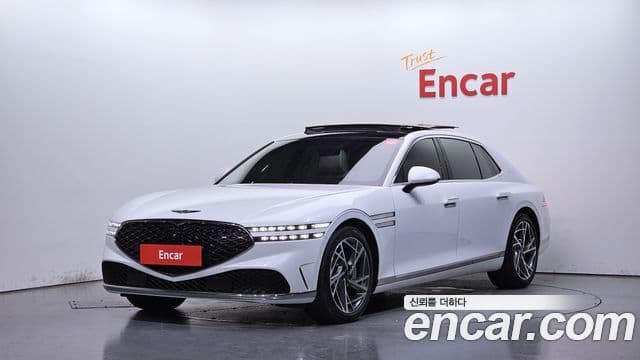 Genesis G90 2022 — Photo 25/31