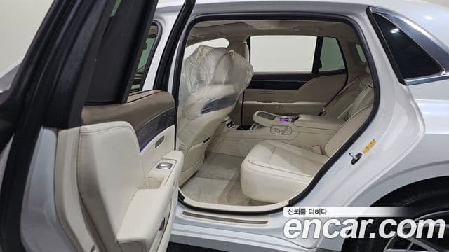 Genesis G90 2022 — Photo 3/31