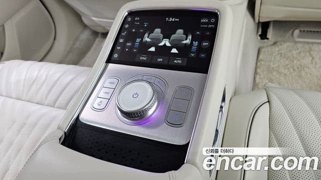 Genesis G90 2022 — Photo 20/31