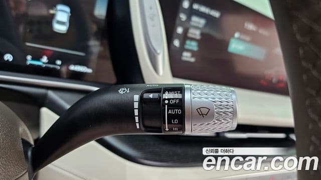Genesis G90 2022 — Photo 28/31