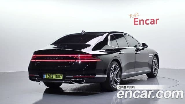 Genesis G90 2024 — ფოტო 15/34