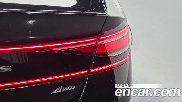 Genesis G90 2024 — ფოტო 31/34
