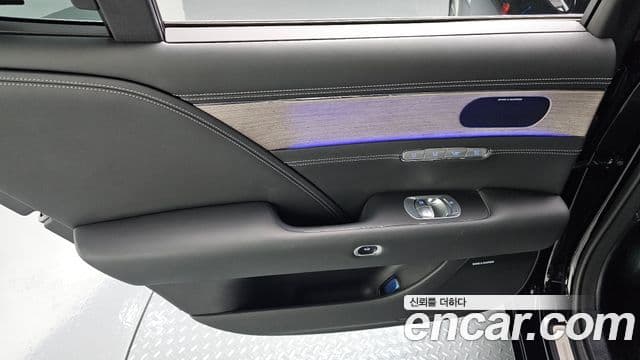 Genesis G90 2024 — ფოტო 25/34