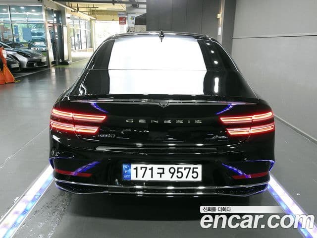Genesis G80 2024 — Photo 13/20