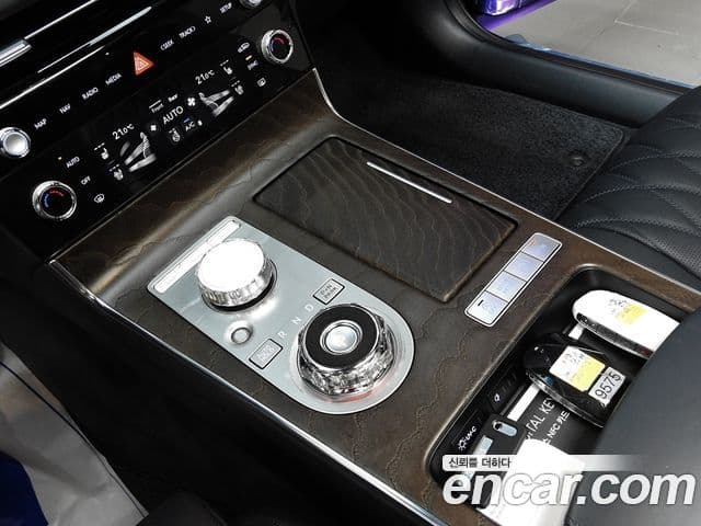 Genesis G80 2024 — Photo 8/20
