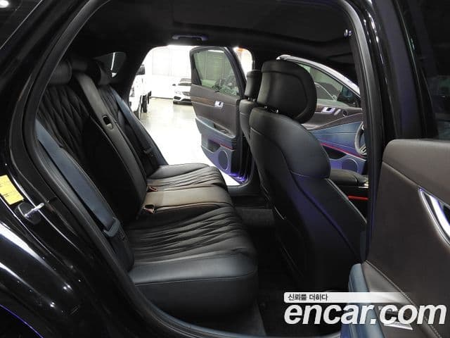 Genesis G80 2024 — Photo 7/20