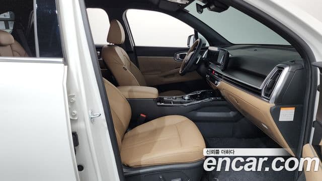 Kia Sorento 2025 — Şəkil 28/31