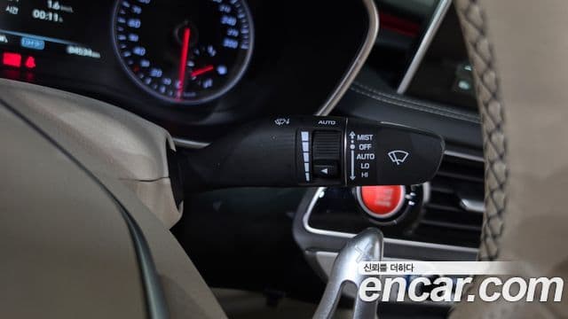 Genesis G70 2019 — Photo 24/37
