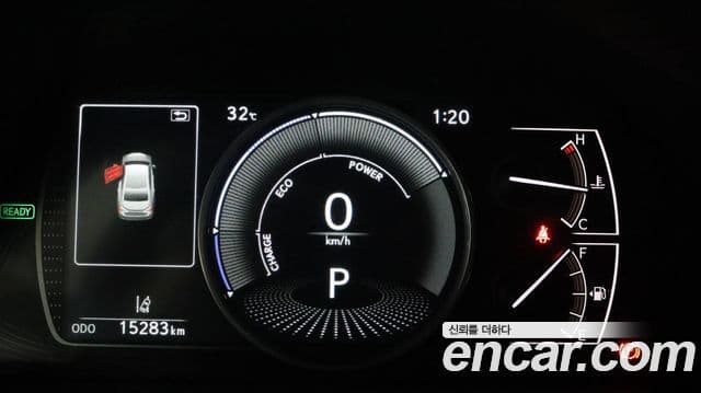 Lexus ES300h 2025 — Photo 9/15