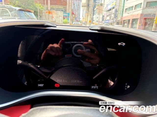 Mercedes-Benz SL-Class 2025 — Photo 3/18