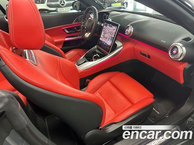 Mercedes-Benz SL-Class 2025 — Photo 11/18