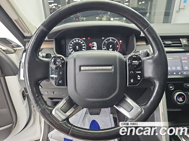 Land Rover Discovery 5 2019 — Şəkil 2/19