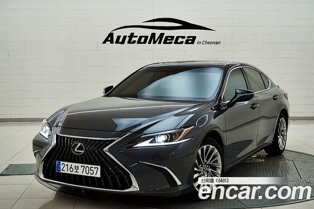Lexus ES300h 2023 — Şəkil 17/20