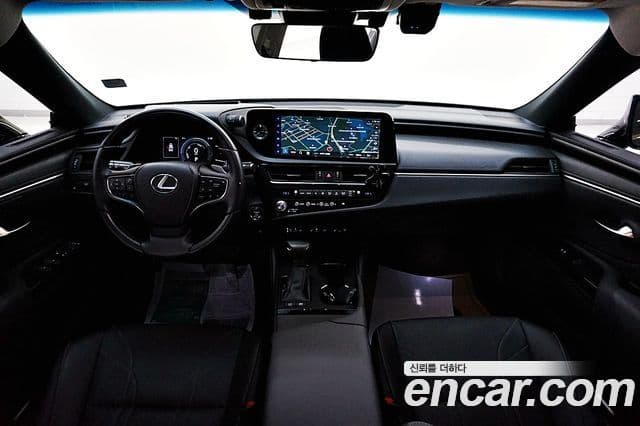 Lexus ES300h 2023 — Şəkil 4/20