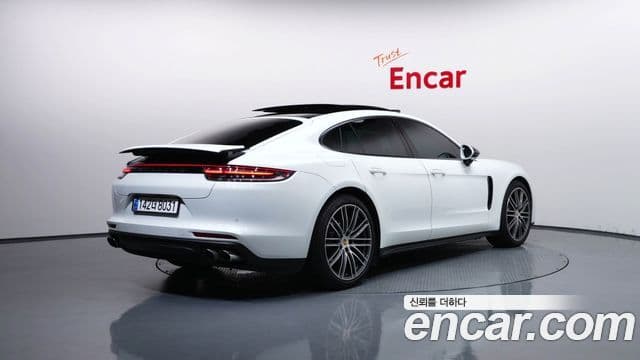 Porsche Panamera 2019 — Şəkil 3/20