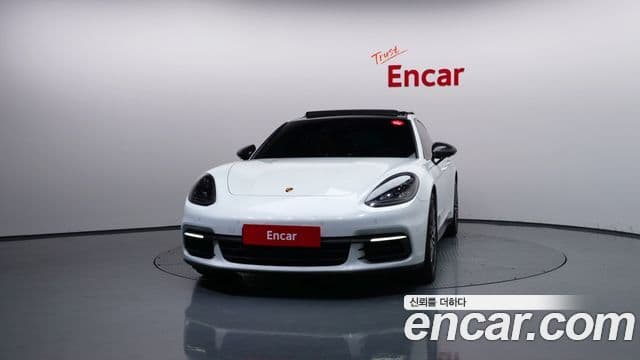 Porsche Panamera 2019 — Şəkil 20/20
