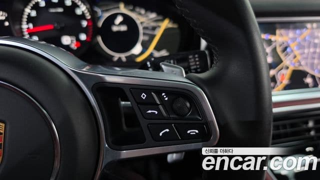 Porsche Panamera 2019 — Şəkil 18/20